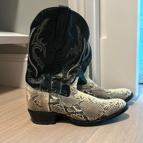 Unique Men’s Western boots by JB Dillon, Size 10 1/2 EE Men main image 4